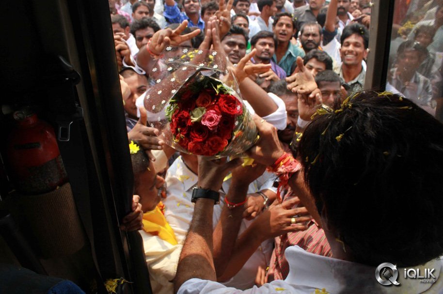 Legend-Movie-Team-Success-Tour